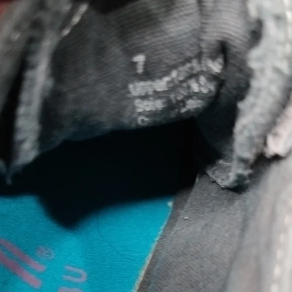 Blowfish Women's Casual Gray Slip-On Sneakers - Picture 10 of 10